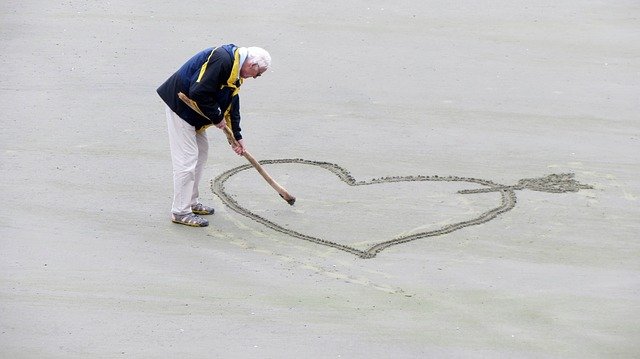 love-1520472_640